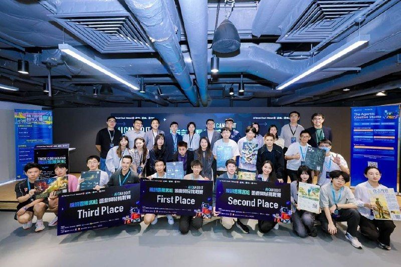 Winning teams at Tencent Cloud's AI CAN DO IT Hackathon Hong Kong and Macau Demo Day